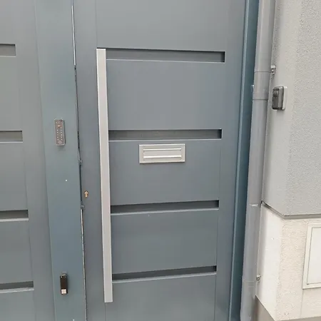 Na Tylnej W Sremie - Nr 2 Pietro